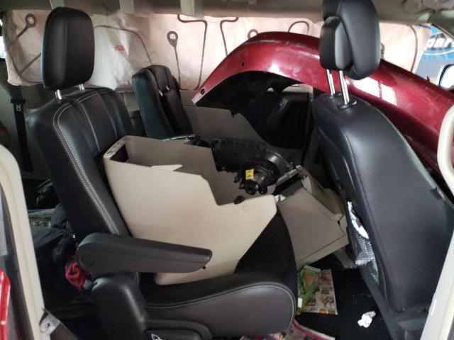 Photo 11 from auction – 2015 CHRYSLER TOWN & COU with VIN 2C4RC1CG3FR657435