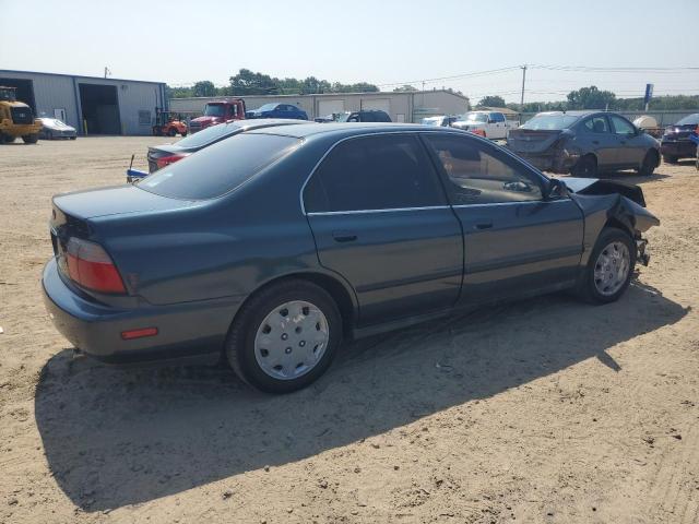 Photo 3 from auction – 1997 HONDA ACCORD LX with VIN JHMCD5630VC005798
