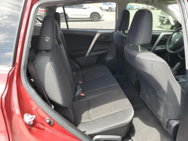 Photo 11 from auction – 2018 TOYOTA RAV4 LE with VIN JTMZFREV5JD111927