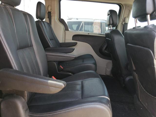 Photo 11 from auction – 2014 CHRYSLER TOWN & COU with VIN 2C4RC1CG9ER317897