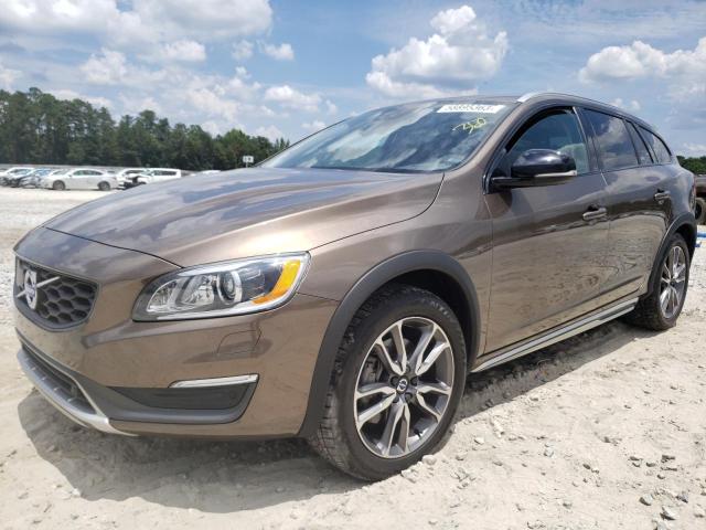 VOLVO V60 CROSS 2015 with VIN YV4612HM0F1000042 - Photo from auction