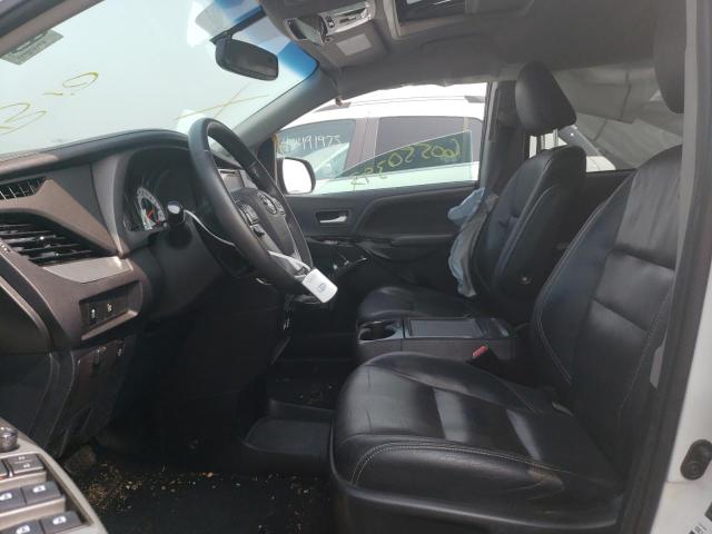 Photo 7 from auction – 2017 TOYOTA SIENNA SE with VIN 5TDXZ3DC2HS876118