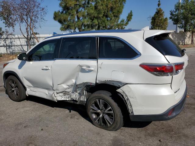 Photo 2 from auction – 2016 TOYOTA HIGHLANDER with VIN 5TDKKRFH9GS165721