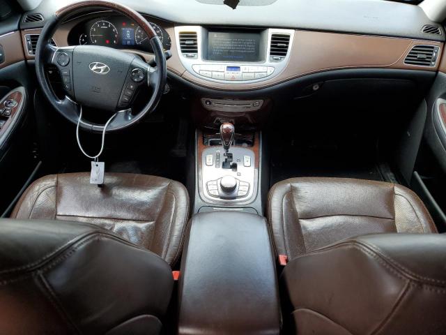 Photo 8 from auction – 2011 HYUNDAI GENESIS 4. with VIN KMHGC4DF9BU133858