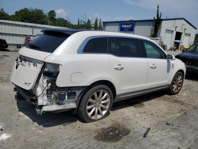 Photo 3 from auction – 2011 LINCOLN MKT with VIN 2LMHJ5FR2BBJ51359