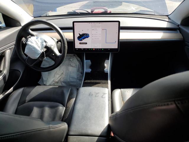 Photo 8 from auction – 2018 TESLA MODEL 3 with VIN 5YJ3E1EA5JF015666