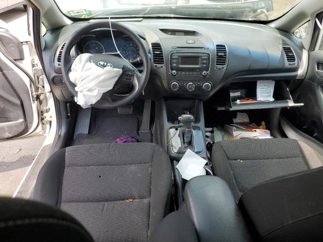Photo 8 from auction – 2017 KIA FORTE LX with VIN 3KPFK4A76HE092225