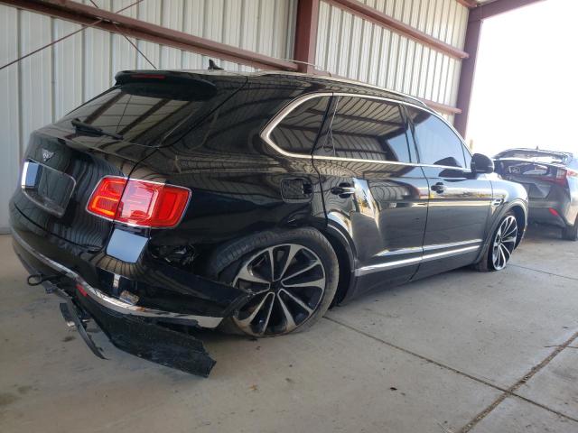 Photo 3 from auction – 2017 BENTLEY BENTAYGA with VIN SJAAC2ZV7HC013748