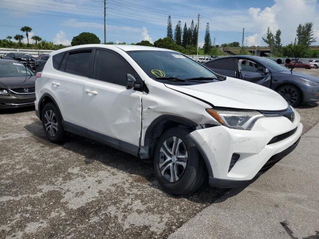 Photo 4 from auction – 2018 TOYOTA RAV4 LE with VIN 2T3ZFREV3JW442167