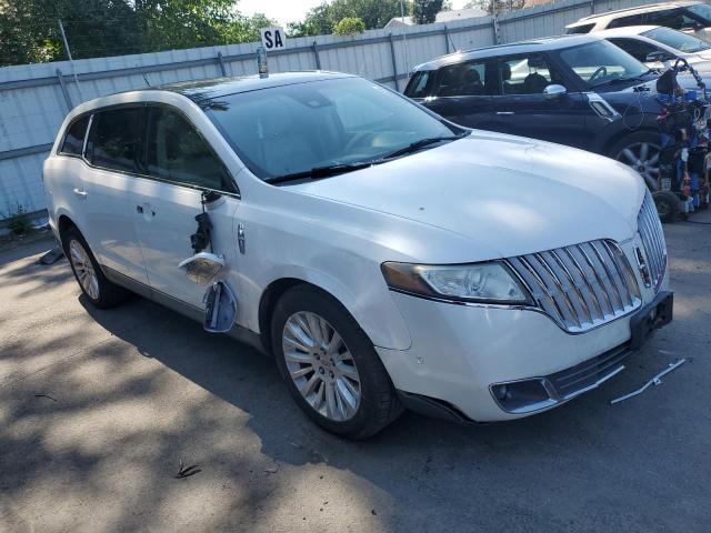 Photo 4 from auction – 2012 LINCOLN MKT with VIN 2LMHJ5AT9CBL50204
