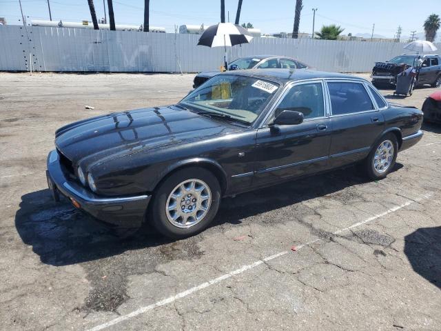 JAGUAR XJ8 2000 with VIN SAJDA14C2YLF15654 - Photo from auction
