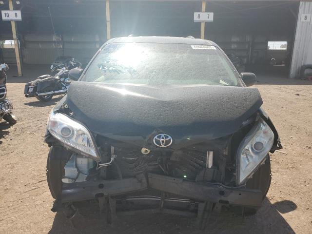 Photo 5 from auction – 2012 TOYOTA SIENNA XLE with VIN 5TDYK3DC6CS278969