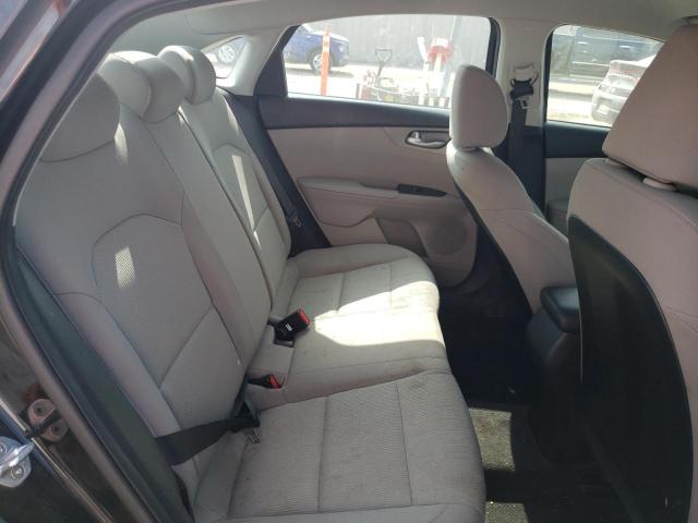 Photo 10 from auction – 2019 KIA FORTE FE with VIN 3KPF24AD5KE019599