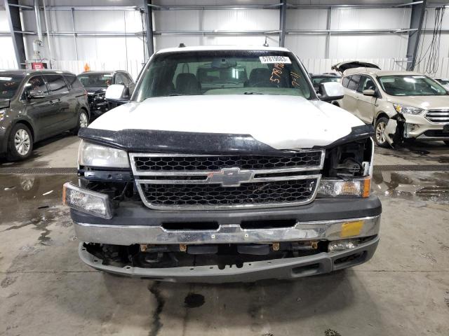 Photo 5 from auction – 2005 CHEVROLET SILVERADO with VIN 1GCEK19B15E162823