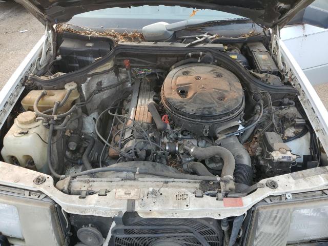 Photo 11 from auction – 1989 MERCEDES-BENZ 300CE with VIN WDBEA50D5KA968898