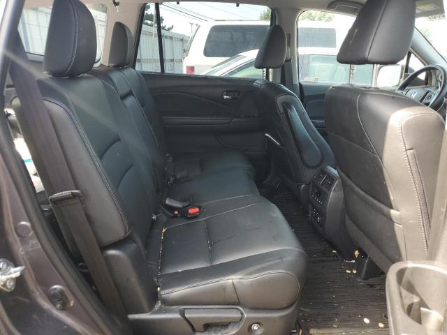 Photo 11 from auction – 2018 HONDA PILOT TOUR with VIN 5FNYF6H98JB039042