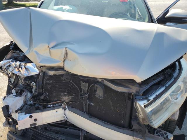 Photo 12 from auction – 2015 TOYOTA HIGHLANDER with VIN 5TDBKRFHXFS177231