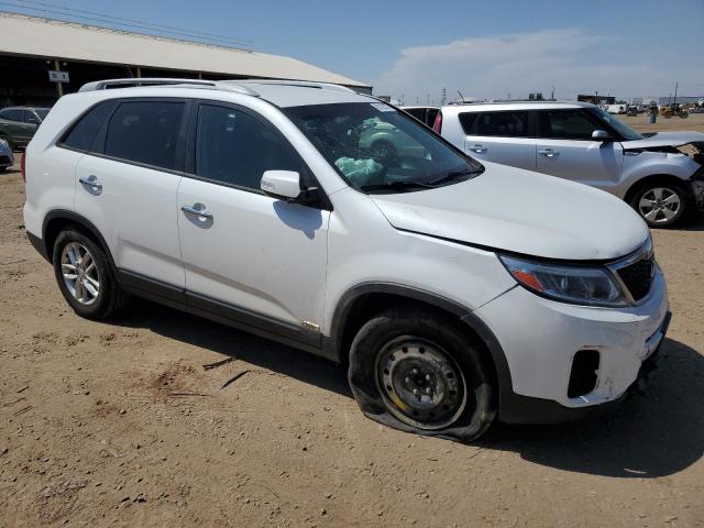 Photo 4 from auction – 2015 KIA SORENTO LX with VIN 5XYKTDA72FG584147
