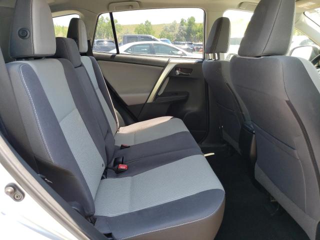 Photo 11 from auction – 2015 TOYOTA RAV4 XLE with VIN JTMRFREV8FD140149