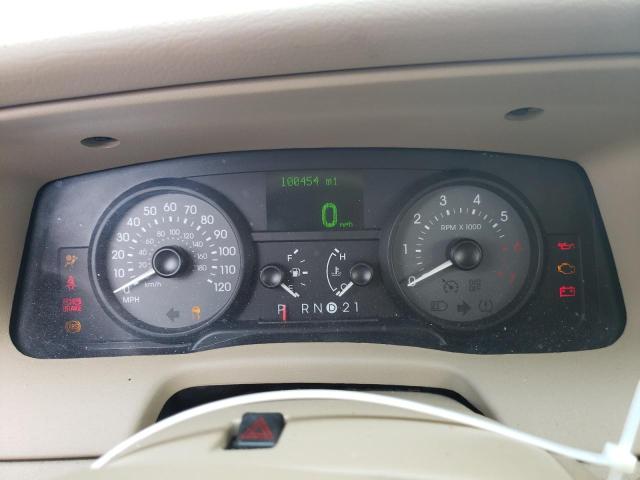 Photo 9 from auction – 2007 MERCURY GRAND MARQ with VIN 2MEFM75V77X636680