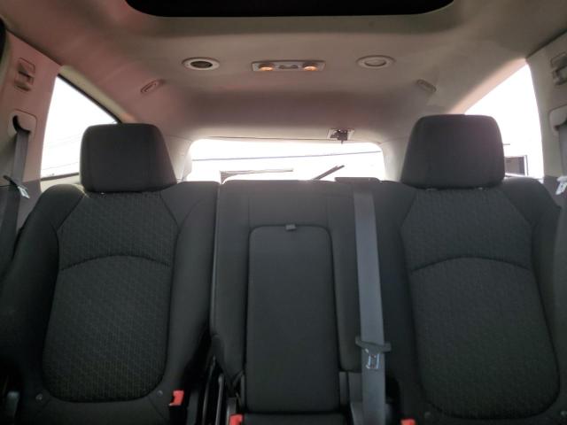 Photo 10 from auction – 2010 CHEVROLET TRAVERSE L with VIN 1GNLRFED8AJ208065