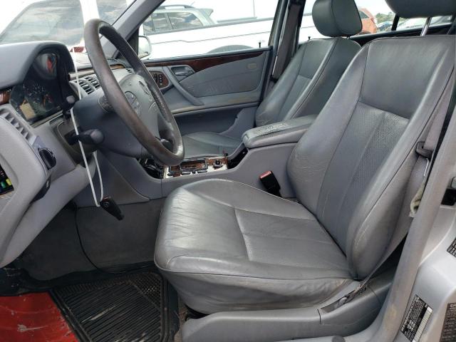 Photo 7 from auction – 2000 MERCEDES-BENZ E 320 with VIN WDBJF65J8YB112986