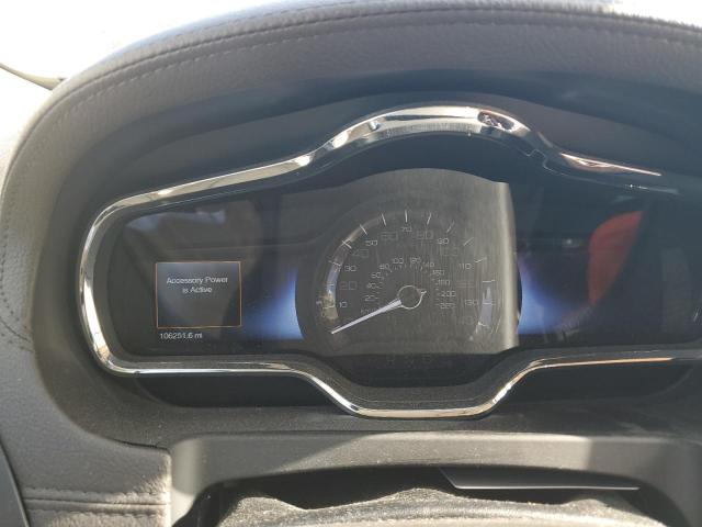Photo 9 from auction – 2016 LINCOLN MKT with VIN 2LMHJ5AT5GBL02639