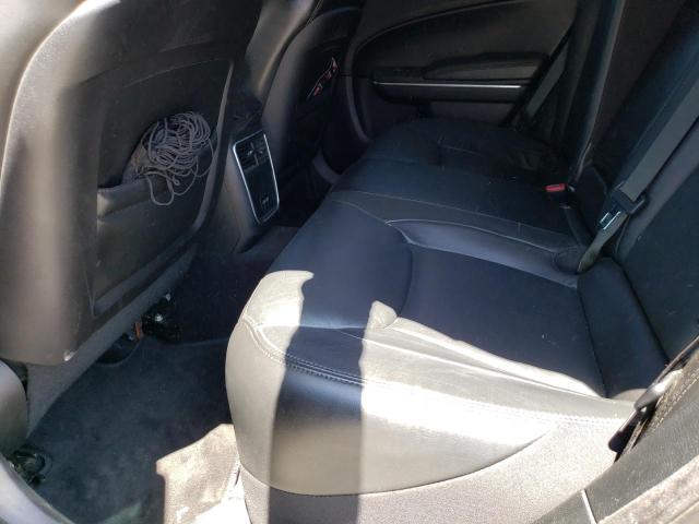 Photo 10 from auction – 2016 CHRYSLER 300 LIMITE with VIN 2C3CCAAG6GH230223