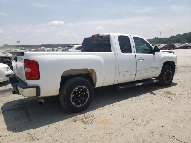 Photo 3 from auction – 2011 CHEVROLET SILVERADO with VIN 1GCRCSE04BZ107201
