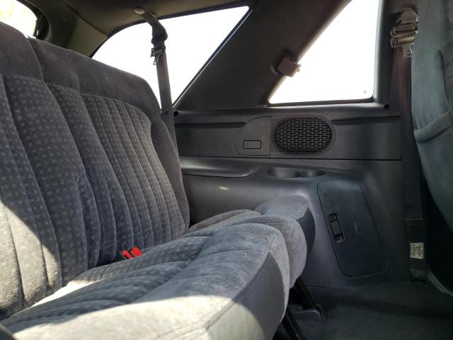 Фото 10 с аукциона – 2000 CHEVROLET BLAZER с VIN 1GNCT18W3YK149299