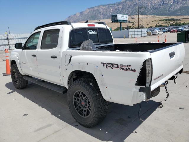 Photo 2 from auction – 2015 TOYOTA TACOMA DOU with VIN 3TMLU4EN2FM174784