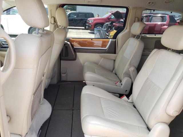 Photo 11 from auction – 2010 CHRYSLER TOWN & COU with VIN 2A4RR6DX5AR123768
