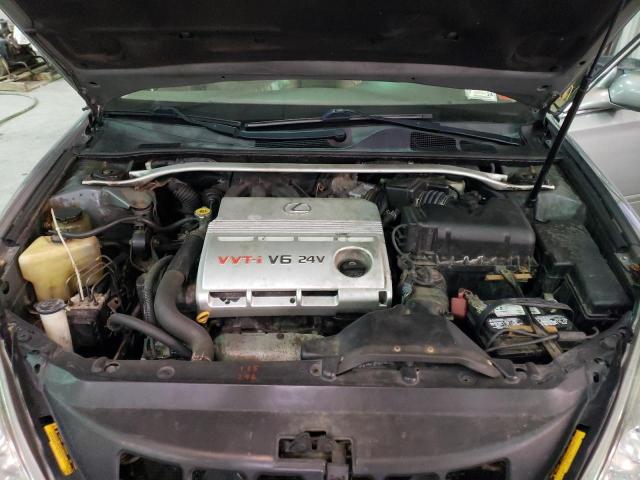 Photo 11 from auction – 2002 LEXUS ES 300 with VIN JTHBF30G020027724