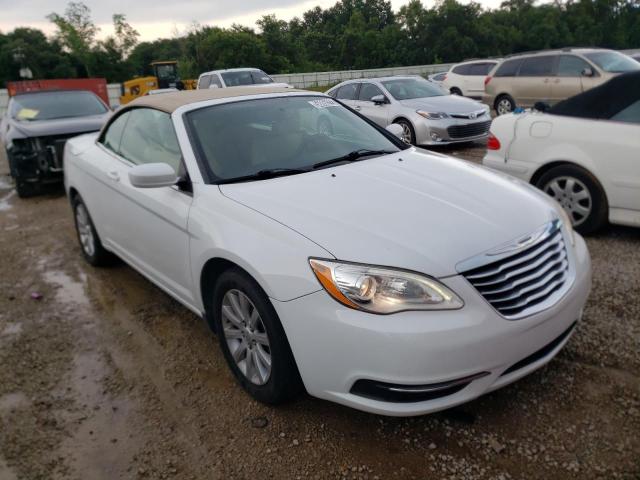 Photo 4 from auction – 2013 CHRYSLER 200 TOURIN with VIN 1C3BCBEGXDN508667