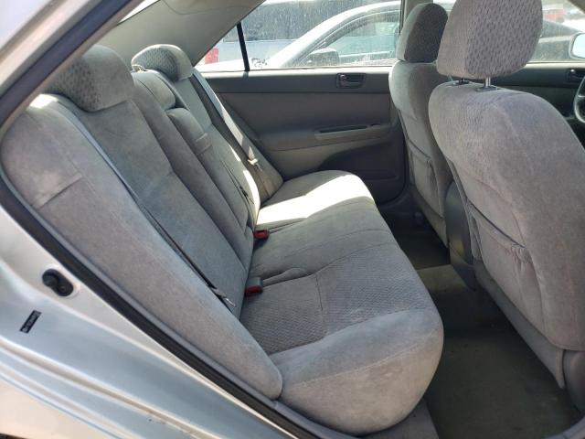 Photo 10 from auction – 2004 TOYOTA CAMRY with VIN 4T1BE32K44U921903