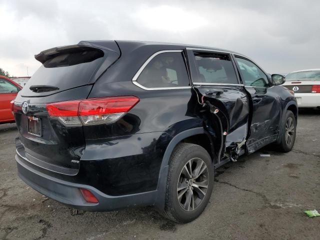 Photo 3 from auction – 2018 TOYOTA HIGHLANDER with VIN 5TDBZRFH2JS908433