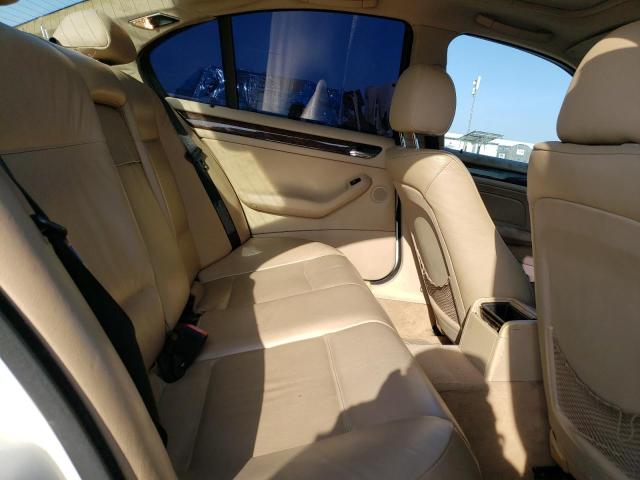 Photo 10 from auction – 2003 BMW 325 I with VIN WBAEV33423KL83632