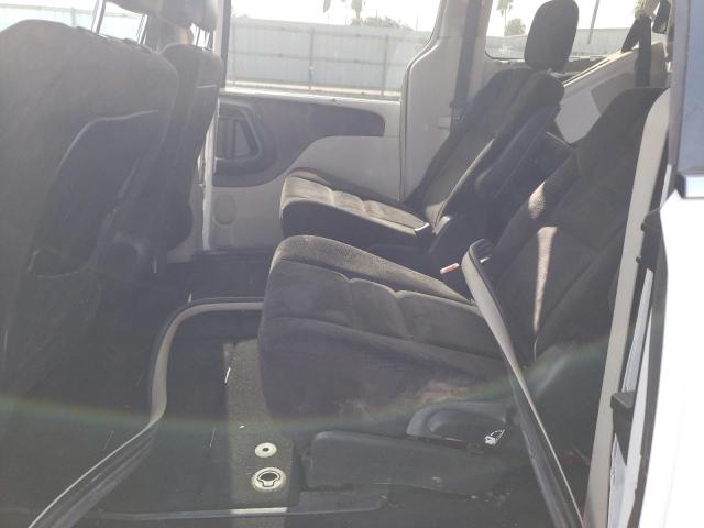 Photo 11 from auction – 2014 CHRYSLER TOWN & COU with VIN 2C4RC1BG4ER368371