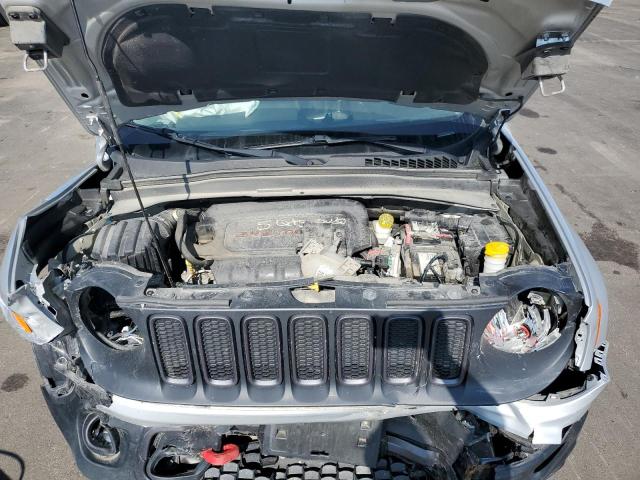 Photo 12 from auction – 2015 JEEP RENEGADE T with VIN ZACCJBCT0FPB68937