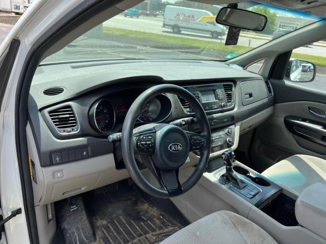 Photo 9 from auction – 2017 KIA SEDONA LX with VIN KNDMB5C19H6245739