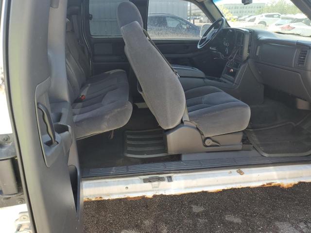 Photo 10 from auction – 2004 GMC NEW SIERRA with VIN 2GTEK19VX41289208