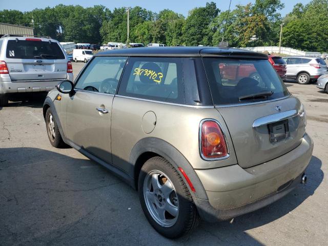 Photo 2 from auction – 2010 MINI COOPER with VIN WMWMF3C51ATZ22122