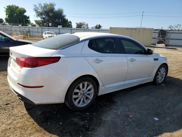 Foto 3 de la subasta – 2015 KIA OPTIMA LX con VIN KNAGM4A72F5629743