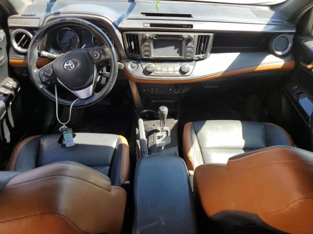 Zdjęcie 8 z aukcji – 2017 TOYOTA RAV4 SE z VIN JTMNFREV0HD102464