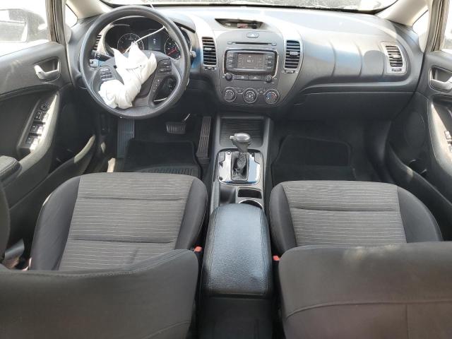 Foto 8 de la subasta – 2017 KIA FORTE LX con VIN 3KPFL4A71HE017302