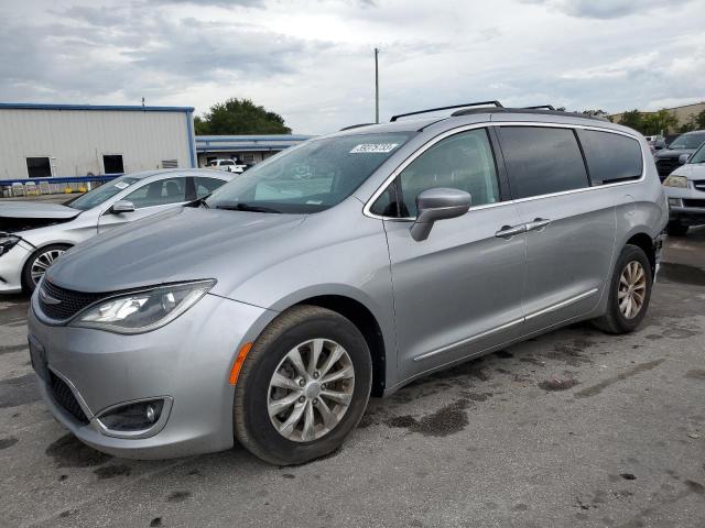 CHRYSLER PACIFICA T 2017 with VIN 2C4RC1BG5HR530061 - Photo from auction