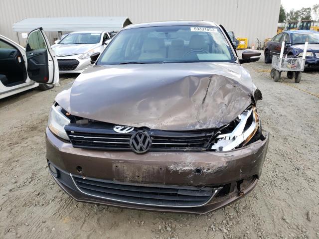 Photo 5 from auction – 2011 VOLKSWAGEN JETTA with VIN 3VWLL7AJ5BM046098