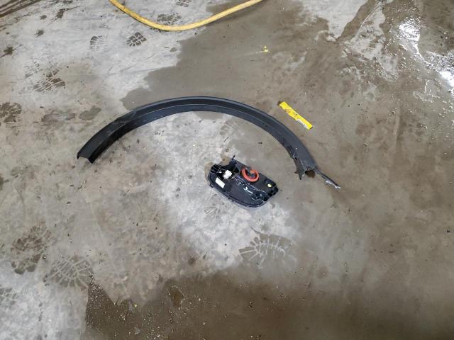 Photo 13 from auction – 2022 FORD ESCAPE SEL with VIN 1FMCU9H90NUB27027