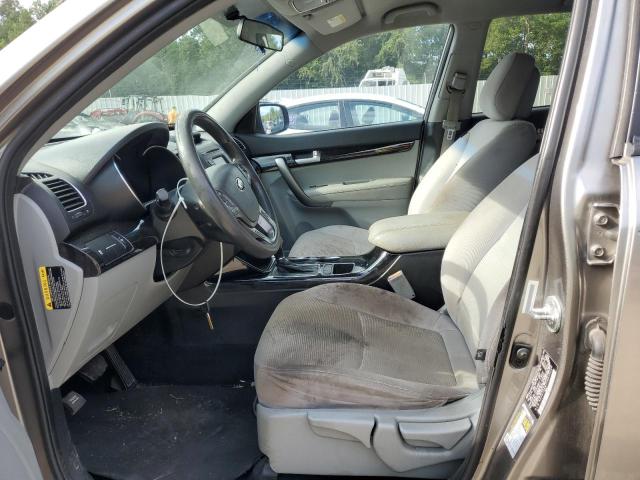 Photo 7 from auction – 2015 KIA SORENTO LX with VIN 5XYKT3A67FG619220