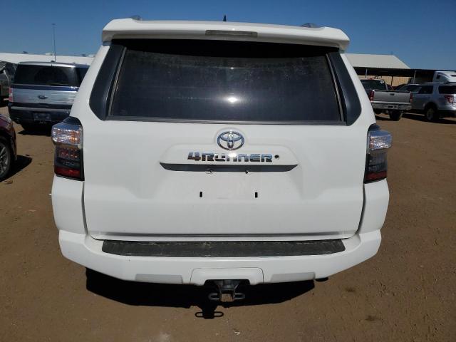 Photo 6 from auction – 2018 TOYOTA 4RUNNER SR with VIN JTEBU5JR8J5569427